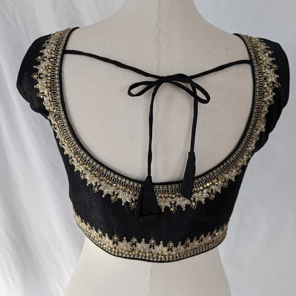 Black readymade blouse for Saree or Lehenga - Picture 3 of 8